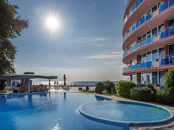 SIRIUS BEACH HOTEL & SPA 4*