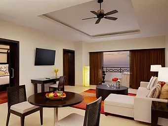 Отель SECRETS ST. JAMES MONTEGO BAY 5*