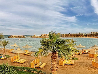   THE DESERT ROSE RESORT 5*