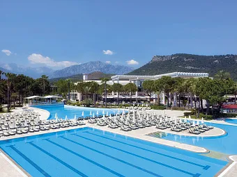 DOBEDAN WORLD PALACE 5*