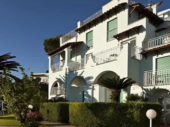 Отель CONTINENTAL MARE 4*