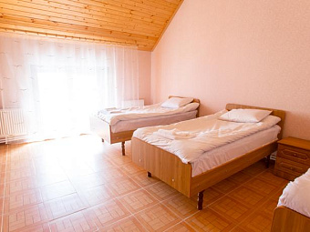 КОРОНА 3*