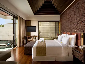 Отель THE SEMINYAK BEACH RESORT & SPA 5*