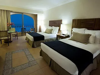 Отель FIESTA AMERICANA CONDESA 5*