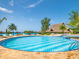 SANDIES BAOBAB BEACH 4*