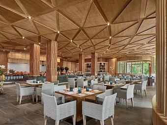  Отель SPLASH BEACH RESORT PHUKET 5*
