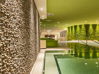 Отель AQUA DOME HOTEL 4*