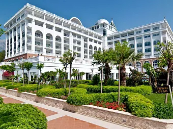  "Венеция" - главный корпус отеля Amara Dolce Vita Luxury 5*