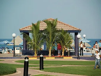 Отель ROYAL BEACH HOTEL & RESORT 4*