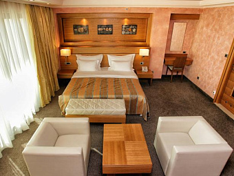 Отель MONTE CASA SPA & WELLNESS 4*