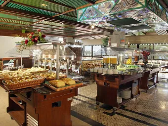 Отель ESTORIL EDEN 4*
