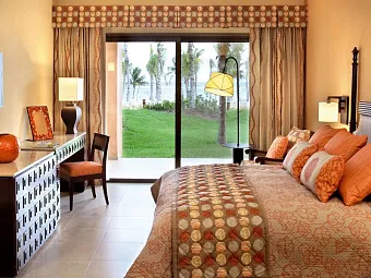 Отель BARCELO MAYA PALACE DELUXE 5*. Junior Suite Deluxe Pool View Club Premium