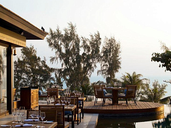 Отель PULLMAN PHUKET ARCADIA NAITHON BEACH 5*
