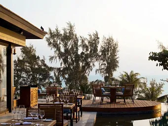 Отель PULLMAN PHUKET ARCADIA NAITHON BEACH 5*