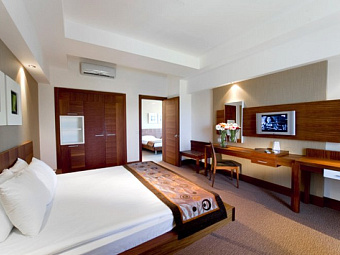  VOYAGE BELEK GOLF & SPA 5*. Family room.