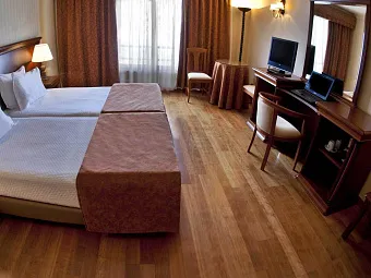 TURIM LISBOA 4*