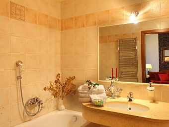 Отель ARISTON & ARISTON PATIO 4*