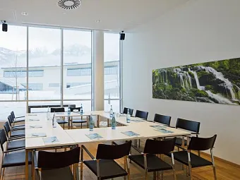 Отель TAUERN SPA ZELL AM SEE-KAPRUN HOTEL 4+*