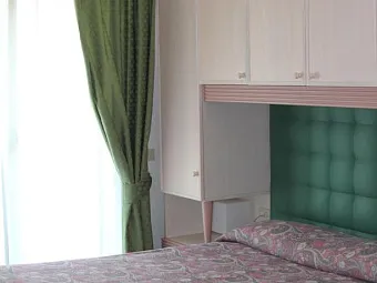 Отель CAMBRIDGE 4*