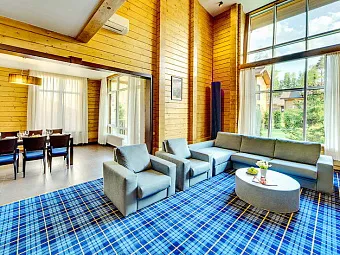 LES Art Resort 4*