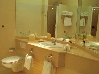 LA PIROGUE MAURITIUS 4*