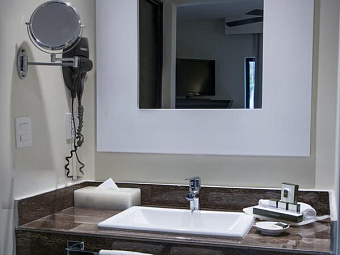 OCCIDENTAL ALLEGRO PLAYACAR 4*