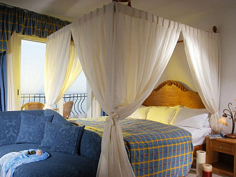  ROYAL SAVOY 5*. Villa Queen Farida.