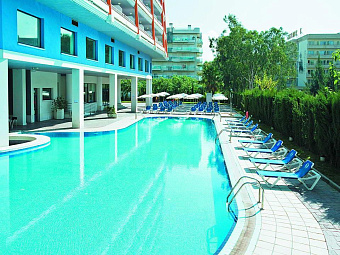MEDPLAYA PIRAMIDE SALOU 4*