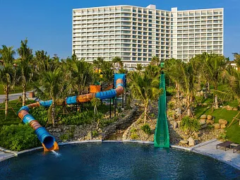 Mövenpick Resort Cam Ranh 5*