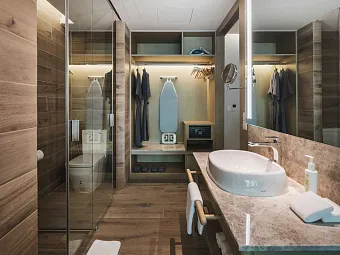 Deluxe Pool Access Room