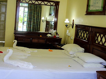 PALM BEACH HOTEL PRASLIN 3*