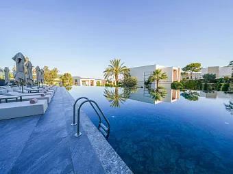 THE NORM COLLECTION DOOR'A 5*