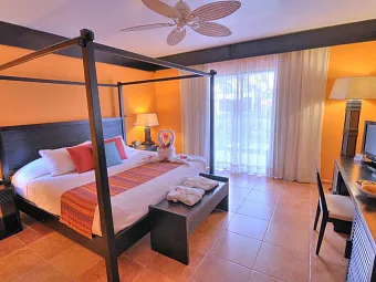 Отель CATALONIA GRAN DOMINICUS 4*