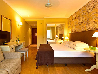 APARTHOTEL PESTANA VILLAGE GARDEN RESORT 4*