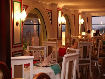 Отель DESSOLE ROYAL ROJANA RESORT 5*