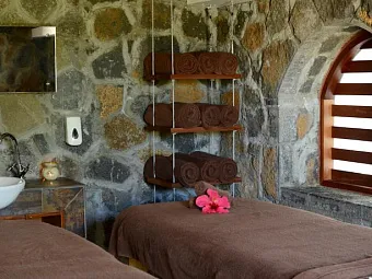 Отель EMERAUDE BEACH ATTITUDE 3*