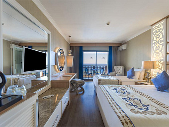 QUATTRO BEACH RESORT & SPA 5*