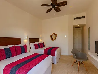 Отель HM PLAYA DEL CARMEN 4*