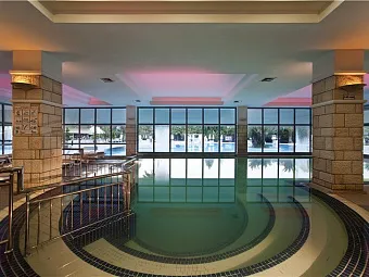 Отель QUEEN'S PARK GOYNUK 5*