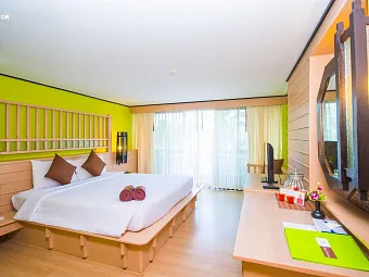 PHUKET ISLAND VIEW HOTEL 3*