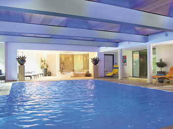 NEUHAUS SPORT & SPA HOTEL 4*