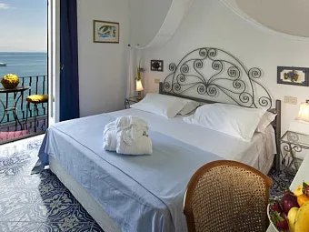 Отель MIRAMARE SEA RESORT & SPA 4*