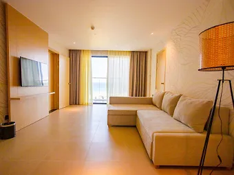LUGANO RESORT & SPA CAM RANH 5*
