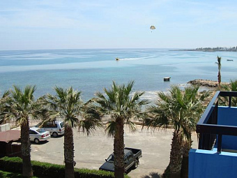   EVALENA BEACH HOTEL APTS 3*