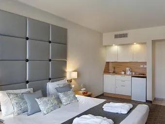 Отель ASTRAL NIRVANA SUITES 4*