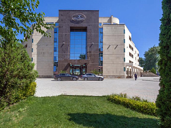 Отель JERAVI 4*