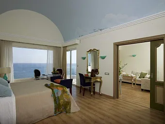 Отель ATRIUM PRESTIGE THALASSO SPA RESORT & VILLAS 5* Deluxe
