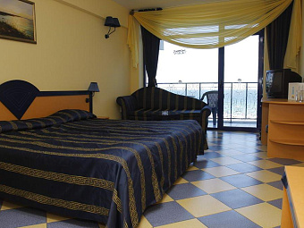 Отель CHAIKA RESORT 4*
