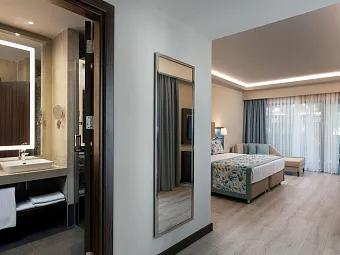 SEVEN SEAS HOTEL LIFE 5*
