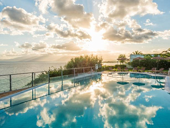 NIFOREIKA BEACH HOTEL & BUNGALOWS 3*